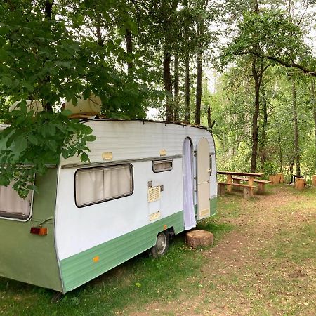 Karavan Na Louce Volenice  Extérieur photo